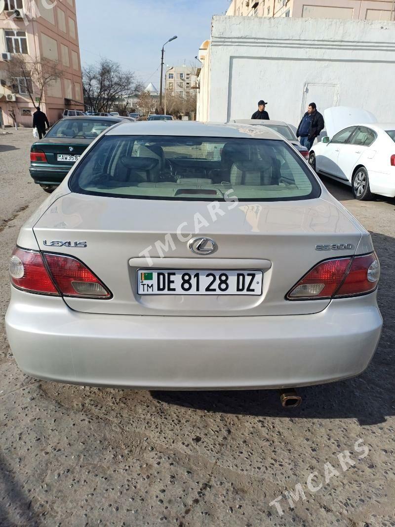 Lexus ES 300 2003 - 180 000 TMT - Дашогуз - img 3