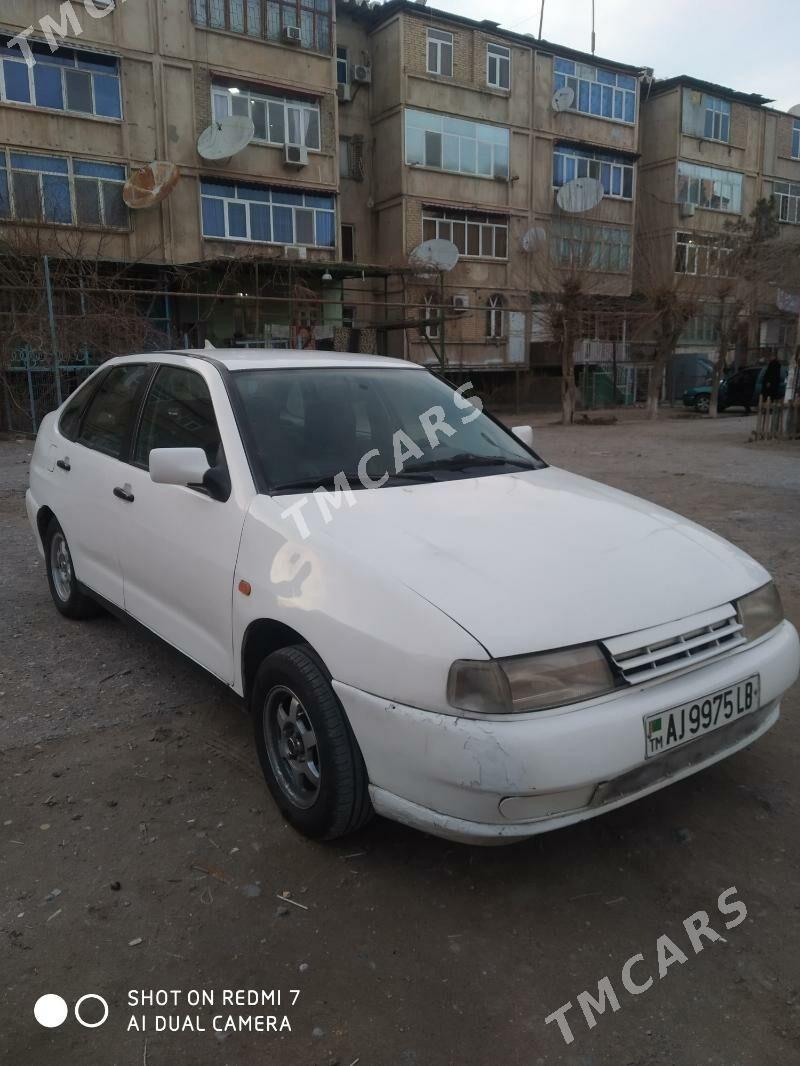 Volkswagen Polo 1998 - 13 000 TMT - Türkmenabat - img 3