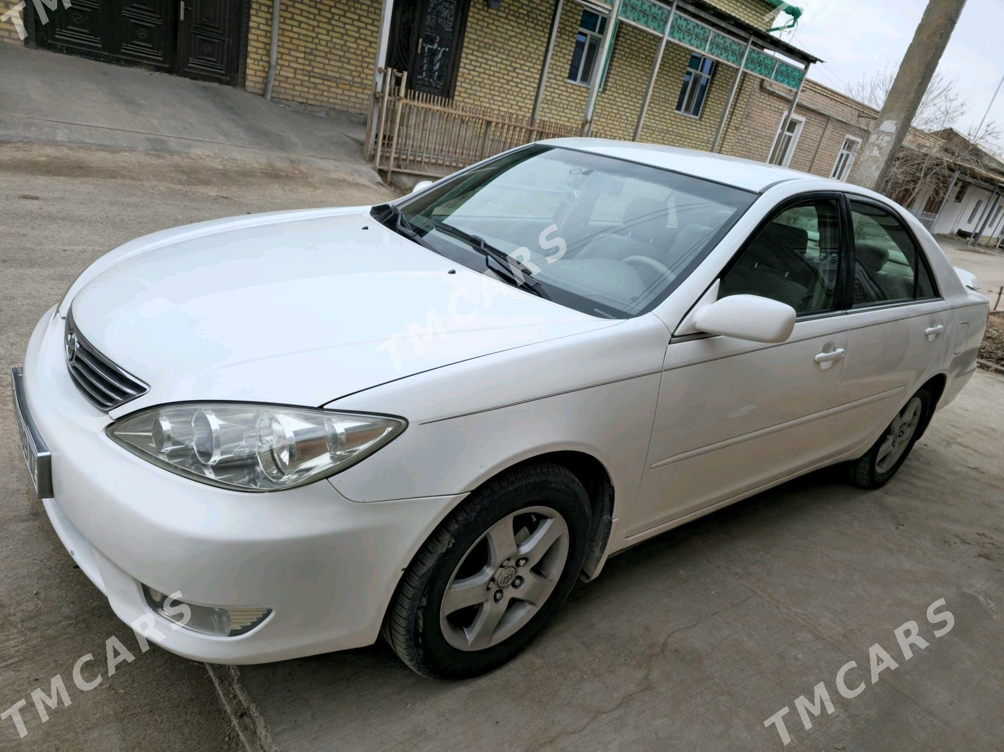 Toyota Camry 2002 - 150 000 TMT - Дашогуз - img 7