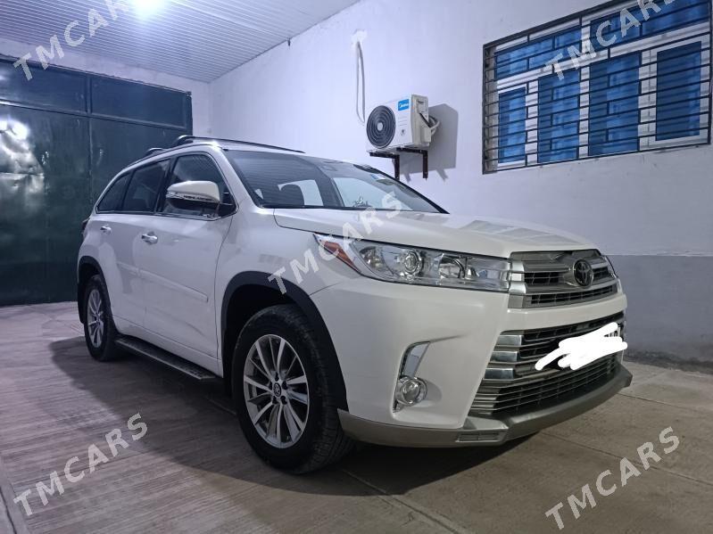 Toyota Highlander 2018 - 450 000 TMT - Койтендаг - img 2