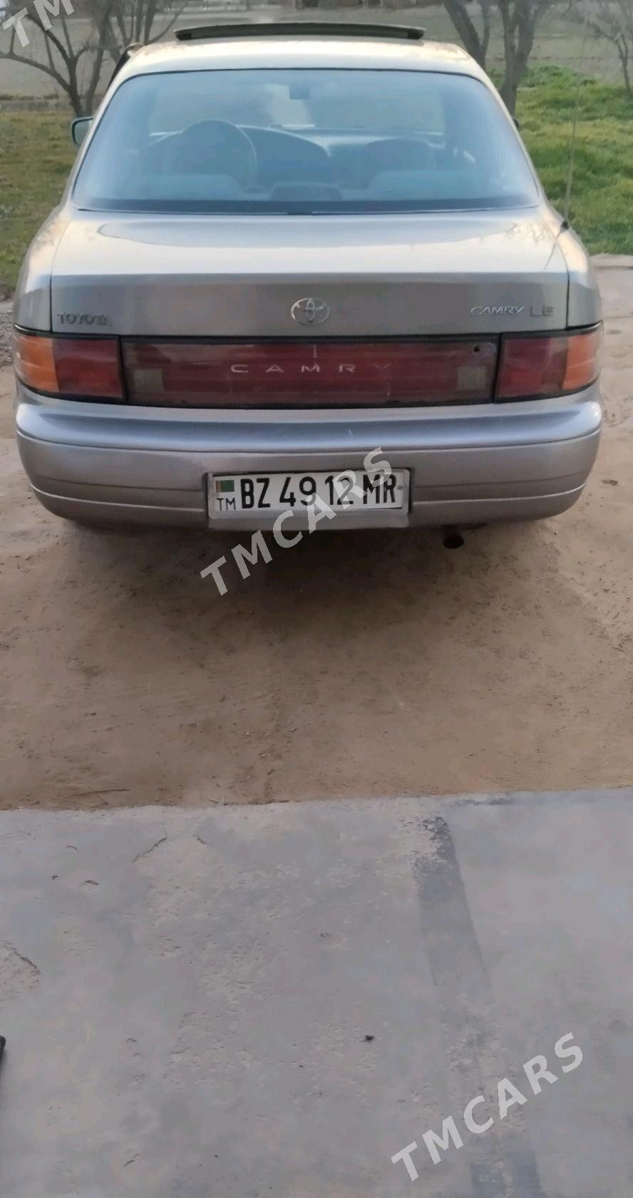 Toyota Camry 1993 - 70 000 TMT - Мары - img 4