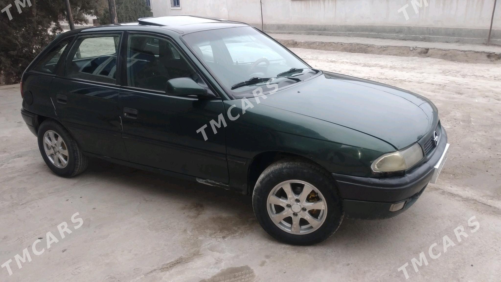 Opel Astra 1994 - 38 000 TMT - Гурбансолтан Едже - img 5