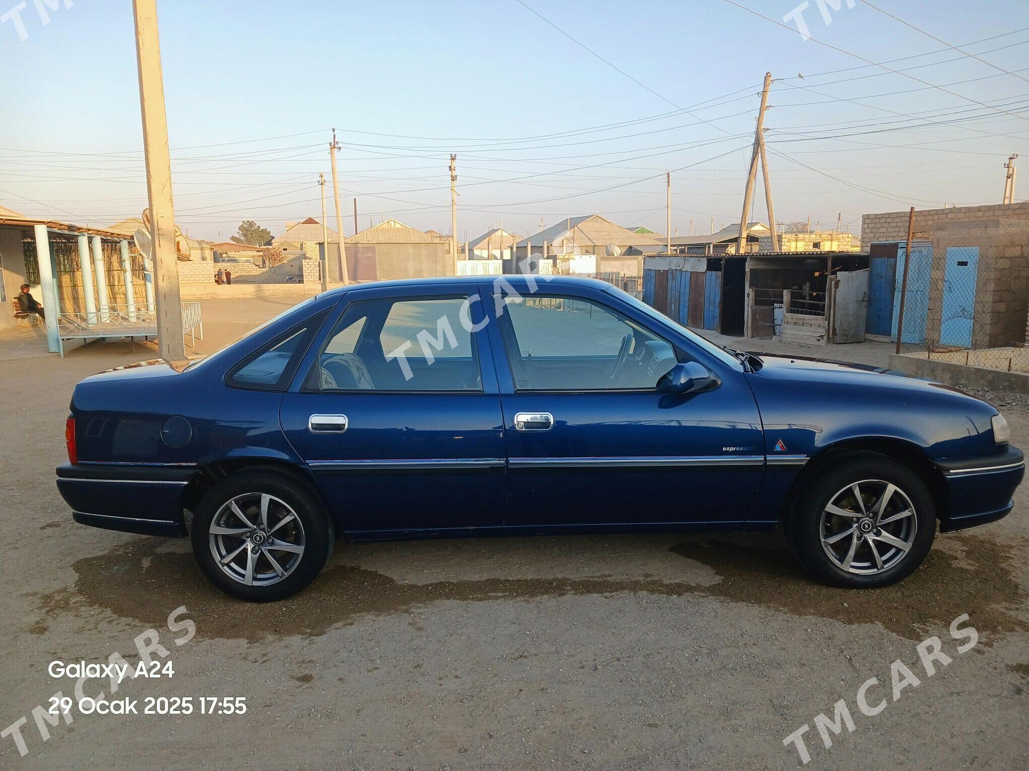 Opel Vectra 1993 - 50 000 TMT - Гумдаг - img 3