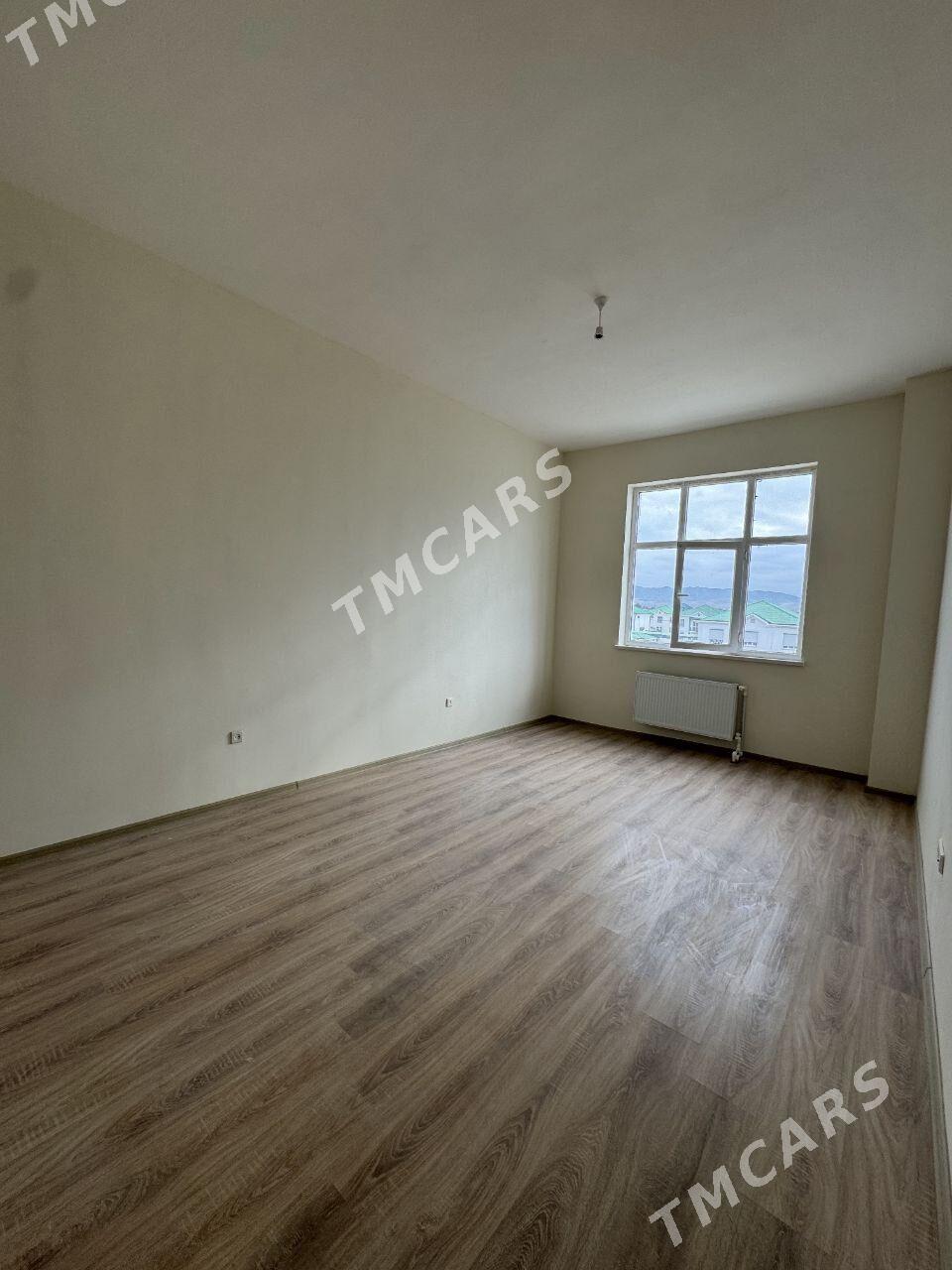 Anew Poluelitka 212 m² 5 kom - Ашхабад - img 8