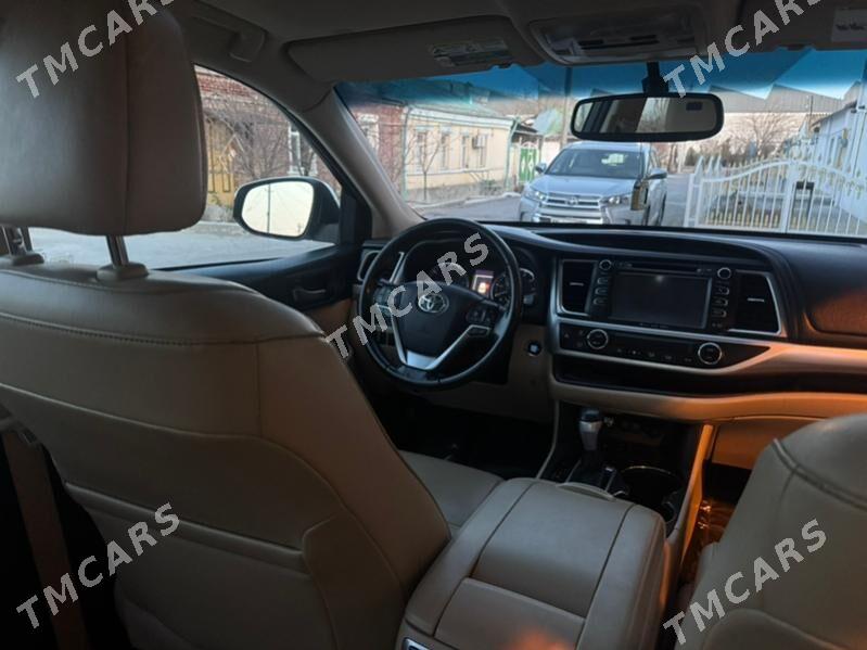 Toyota Highlander 2018 - 390 000 TMT - Aşgabat - img 2