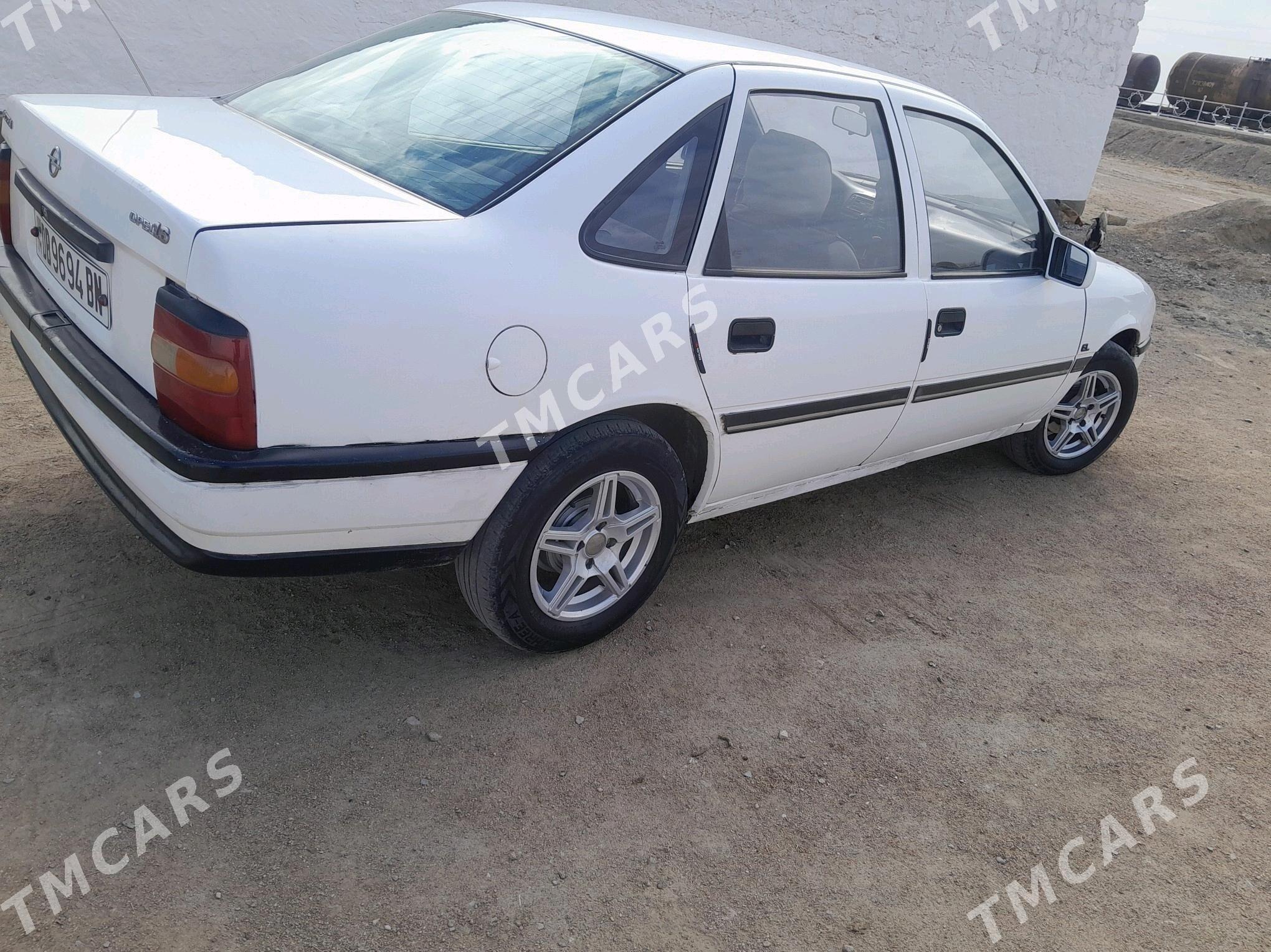 Opel Vectra 1991 - 28 000 TMT - Türkmenbaşy - img 4