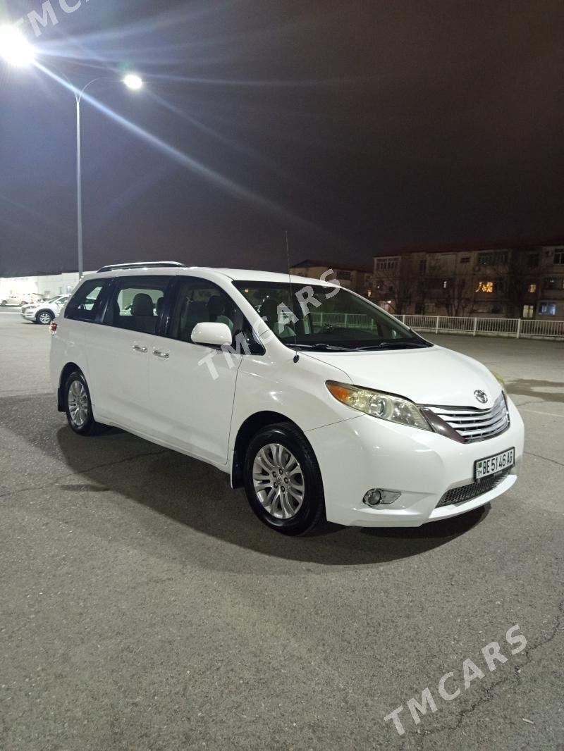 Toyota Sienna 2011 - 265 000 TMT - Köşi - img 2