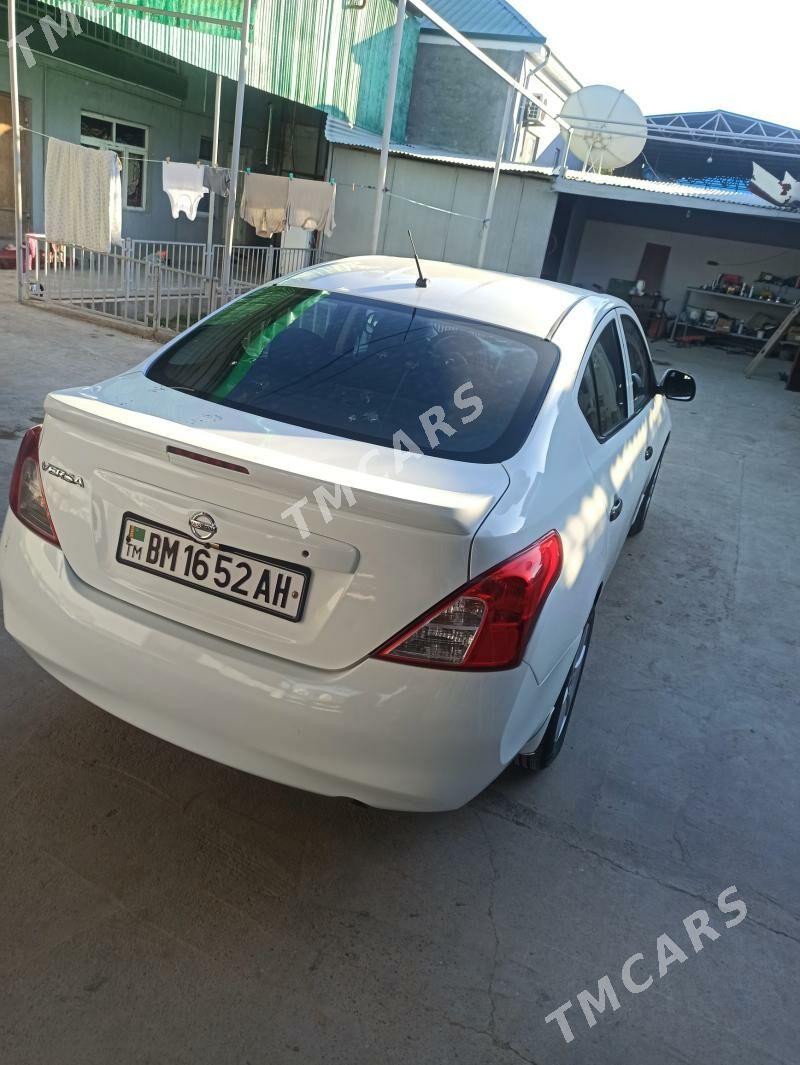 Nissan Versa 2013 - 106 000 TMT - Анев - img 2