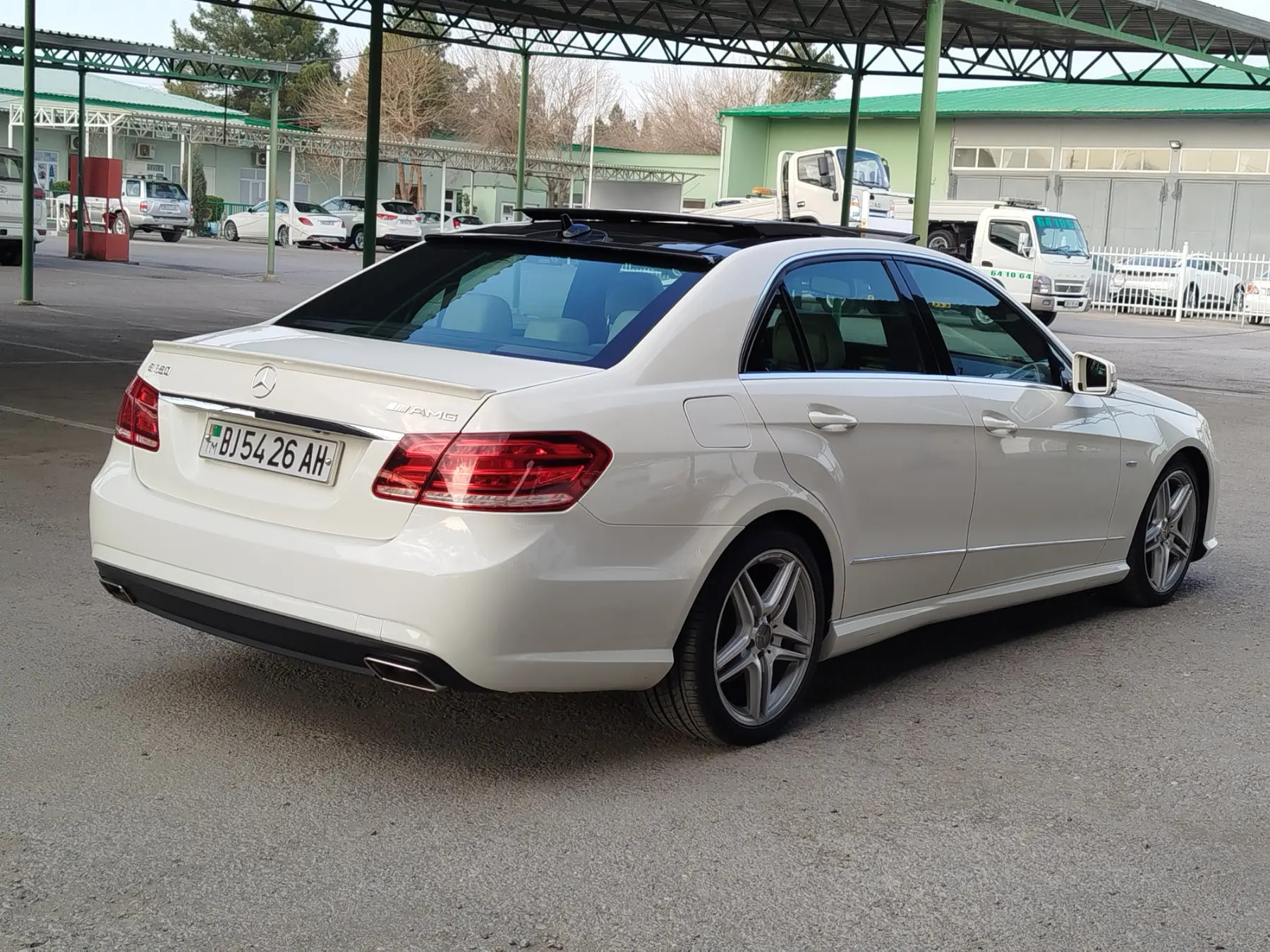 Mercedes-Benz E350 2011 - 260 000 TMT - Aşgabat - img 4