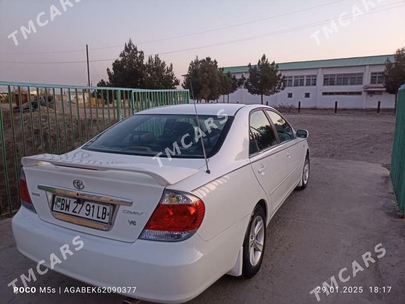 Toyota Camry 2005 - 135 000 TMT - Дянев - img 5