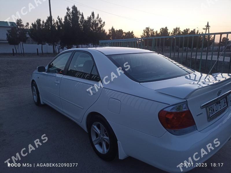 Toyota Camry 2005 - 135 000 TMT - Дянев - img 7