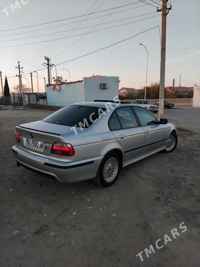 BMW E39 2001 - 95 000 TMT - Magtymguly - img 3