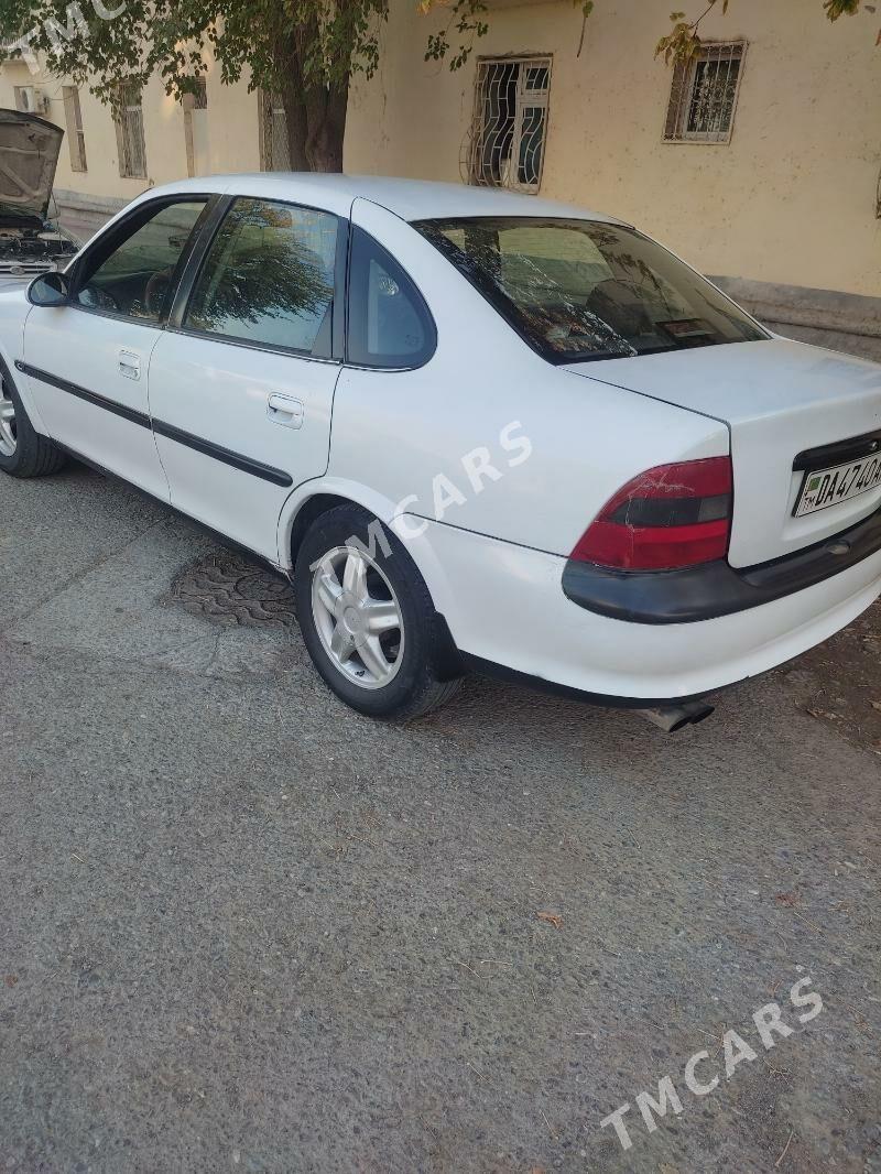 Opel Vectra 1996 - 45 000 TMT - 30 мкр - img 3