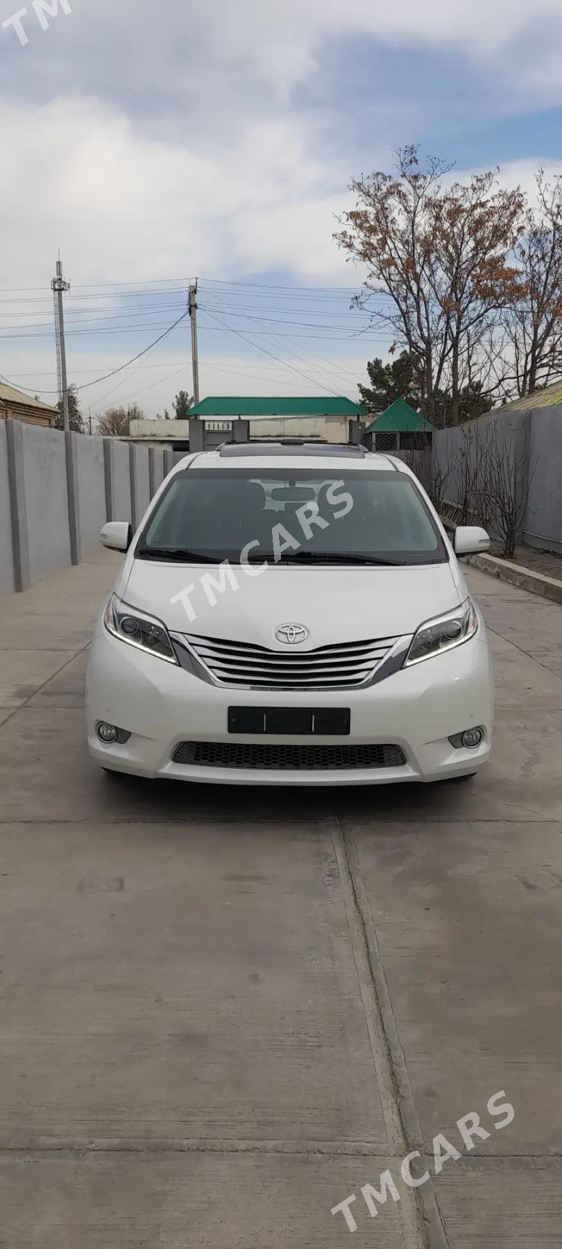 Toyota Sienna 2015 - 480 000 TMT - Ýalkym - img 5