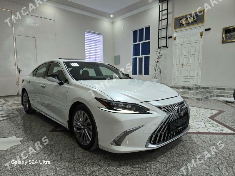 Lexus ES 350 2019 - 570 000 TMT - Дянев - img 4