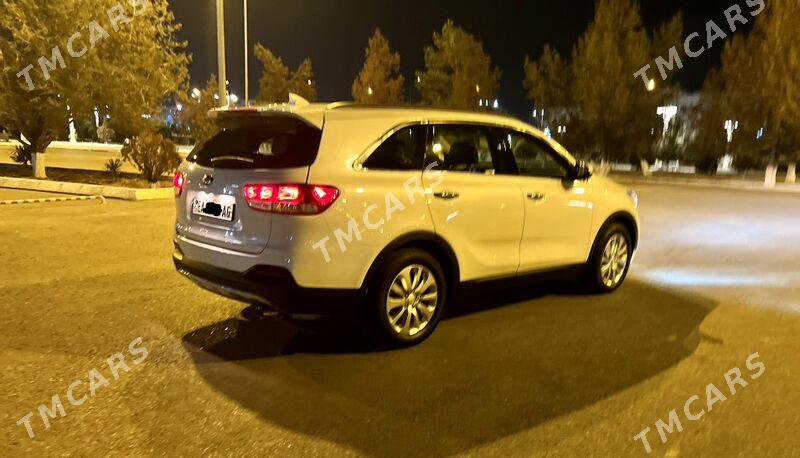 Kia Sorento 2018 - 265 000 TMT - Aşgabat - img 2