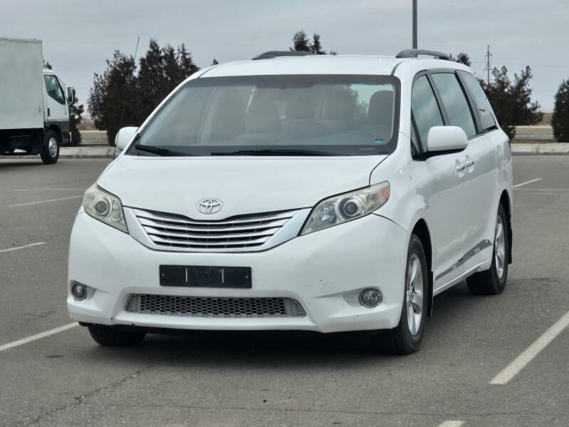 Toyota Sienna 2011 - 250 000 TMT - Ашхабад - img 2