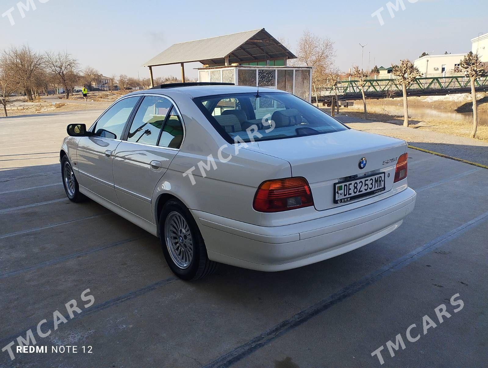 BMW E39 2001 - 135 000 TMT - Мары - img 3