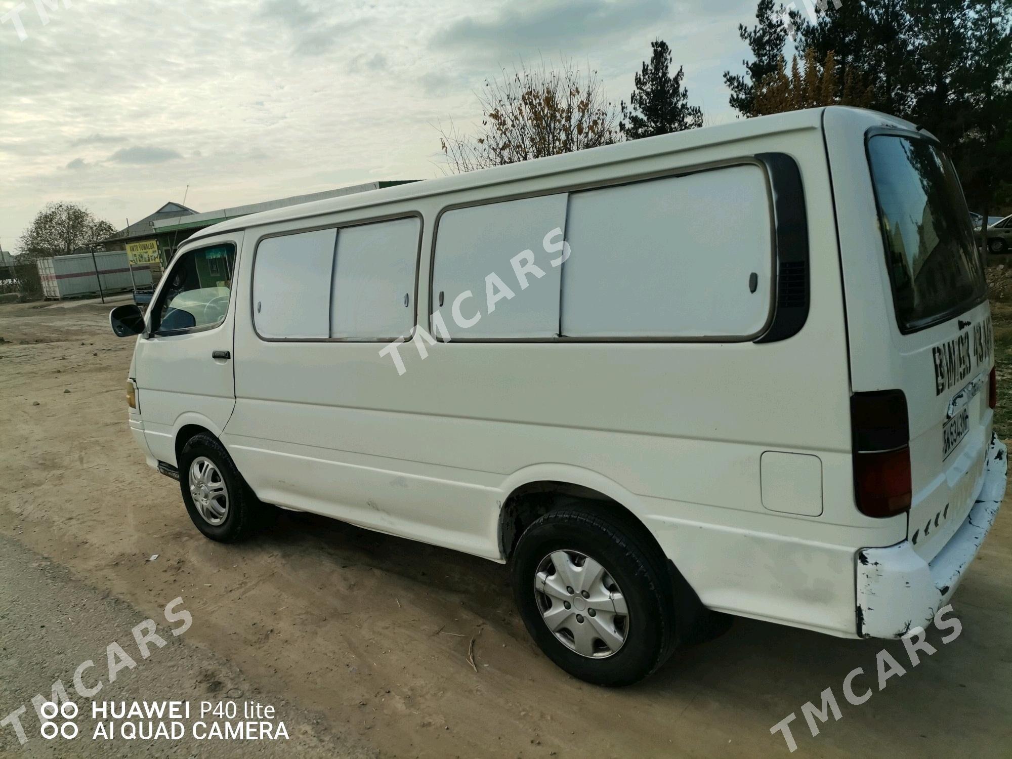 Toyota Hiace 2002 - 100 000 TMT - Mary - img 3