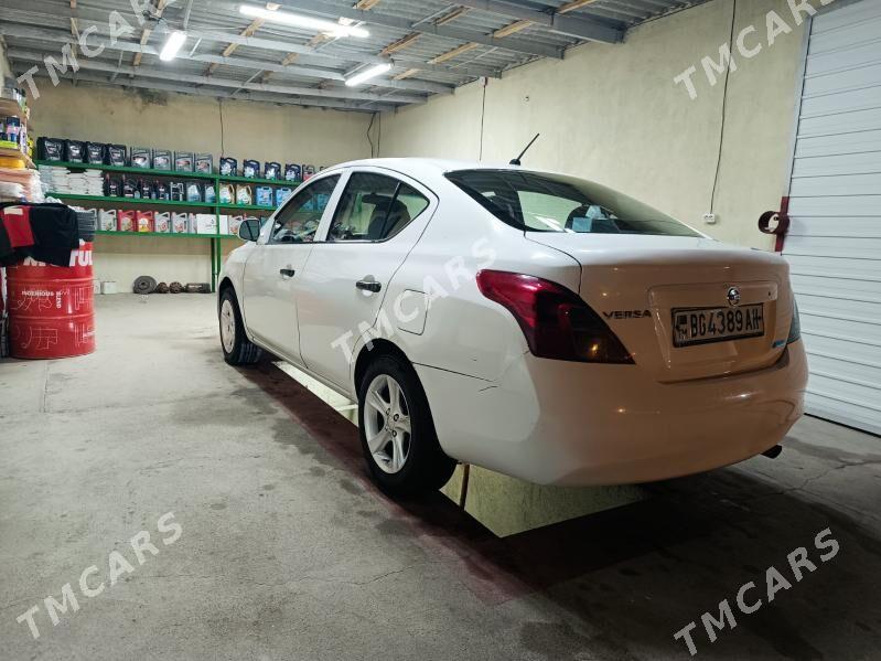 Nissan Versa 2012 - 90 000 TMT - Aşgabat - img 3