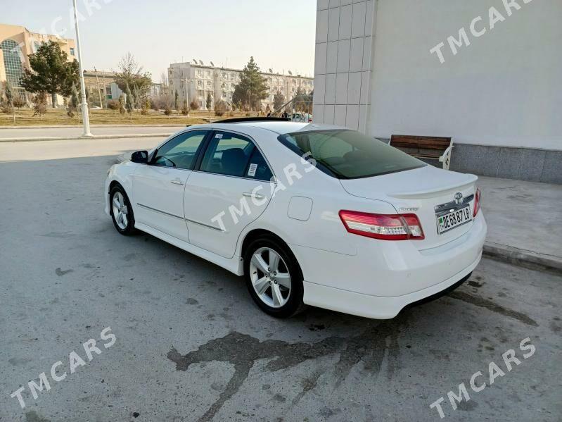 Toyota Camry 2011 - 240 000 TMT - Керки - img 3