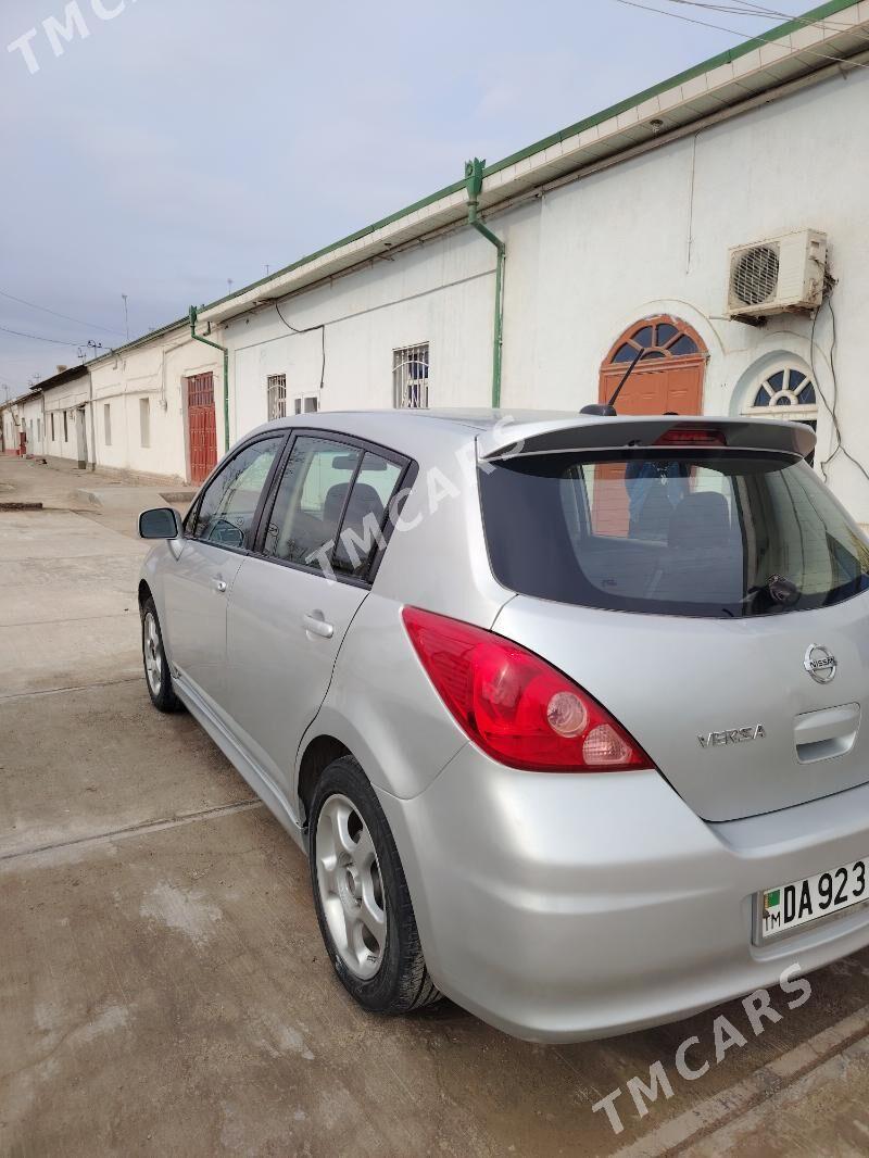 Nissan Versa 2010 - 95 000 TMT - Шабатский этрап - img 4