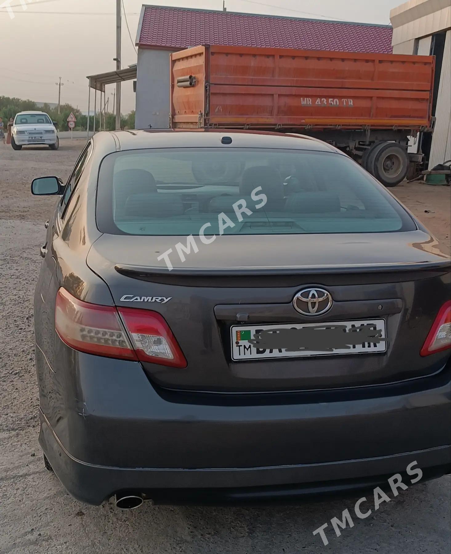 Toyota Camry 2009 - 180 000 TMT - Ёлётен - img 3