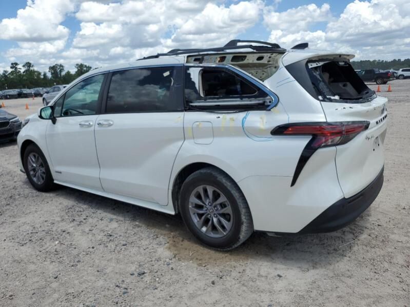 Toyota Sienna 2021 - 600 000 TMT - Ашхабад - img 9