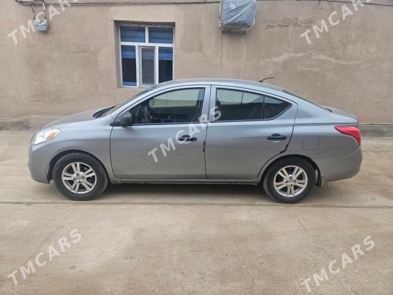 Nissan Versa 2012 - 96 000 TMT - Кёнеургенч - img 8