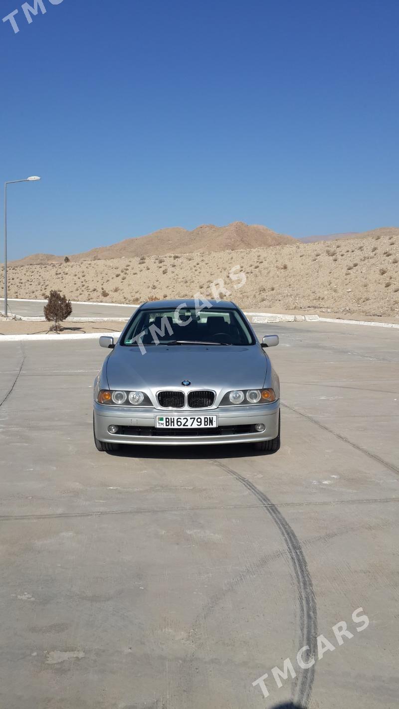 BMW 525 2001 - 130 000 TMT - Balkanabat - img 3