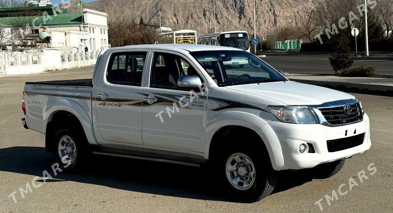 Toyota Hilux 2014 - 300 000 TMT - Туркменбаши - img 2