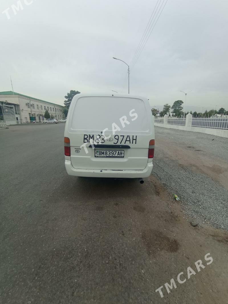 Toyota Hiace 2004 - 125 555 TMT - Ак-Бугдайский этрап - img 3