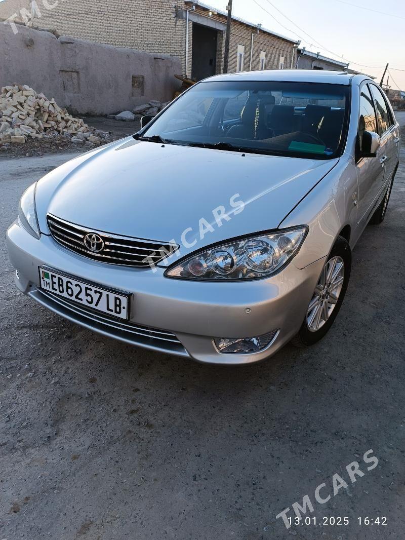 Toyota Camry 2005 - 180 000 TMT - Dänew - img 5