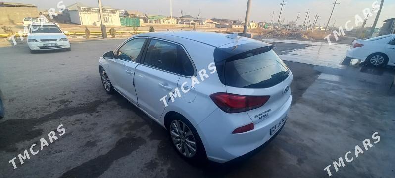 Hyundai Elantra GT 2018 - 210 000 TMT - Aşgabat - img 2