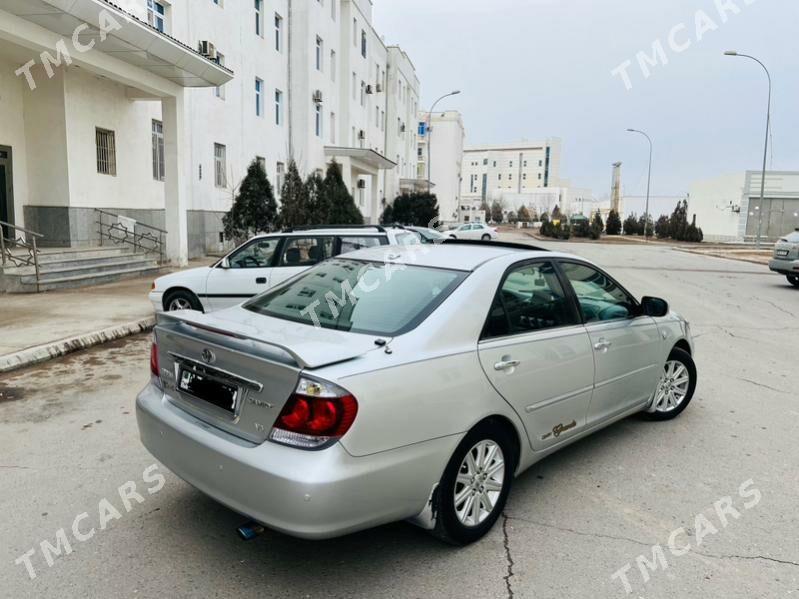 Toyota Camry 2005 - 169 000 TMT - Дашогуз - img 9