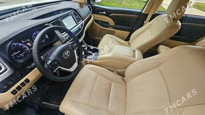 Toyota Highlander 2018 - 415 000 TMT - Ашхабад - img 9