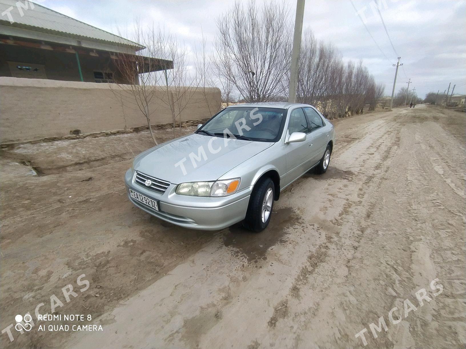 Toyota Camry 2001 - 110 000 TMT - Türkmenbaşy etr. - img 2