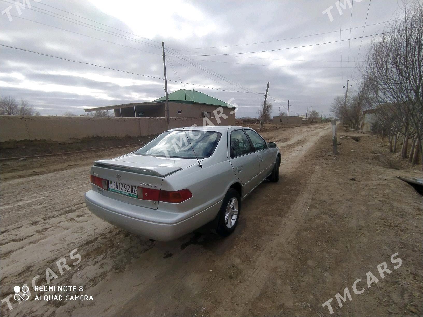 Toyota Camry 2001 - 110 000 TMT - Türkmenbaşy etr. - img 4