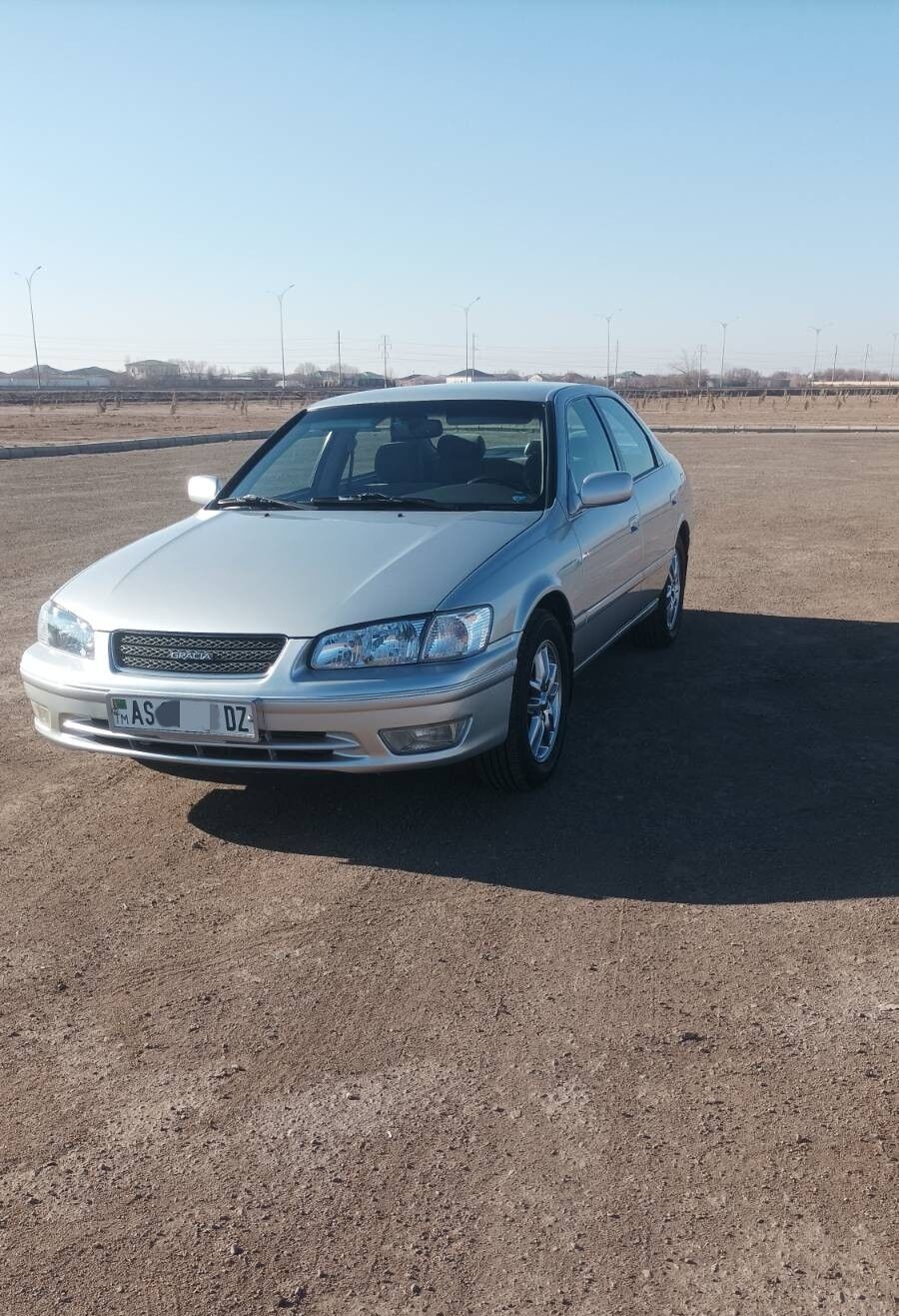 Toyota Camry 2001 - 150 000 TMT - Дашогуз - img 2