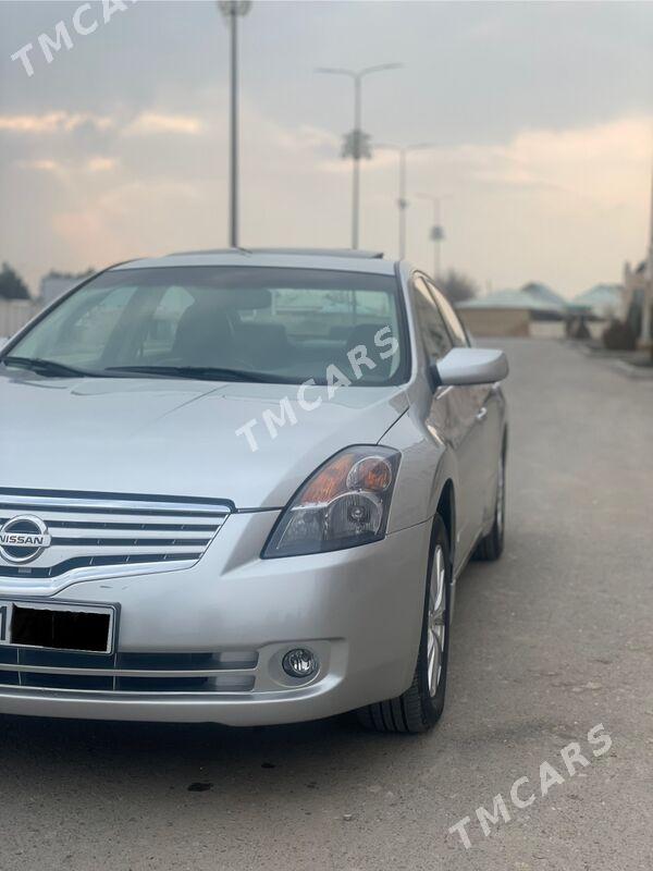 Nissan Altima 2009 - 120 000 TMT - Сакарчага - img 8