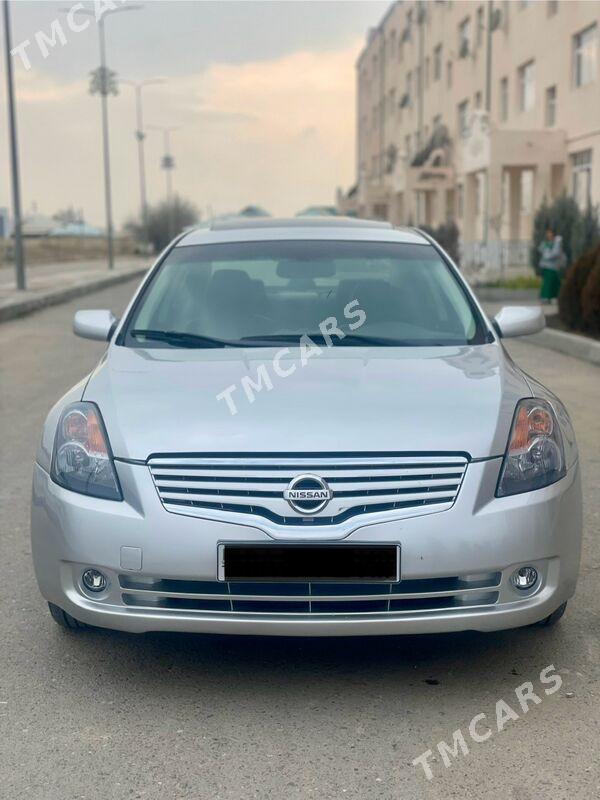 Nissan Altima 2009 - 120 000 TMT - Сакарчага - img 4