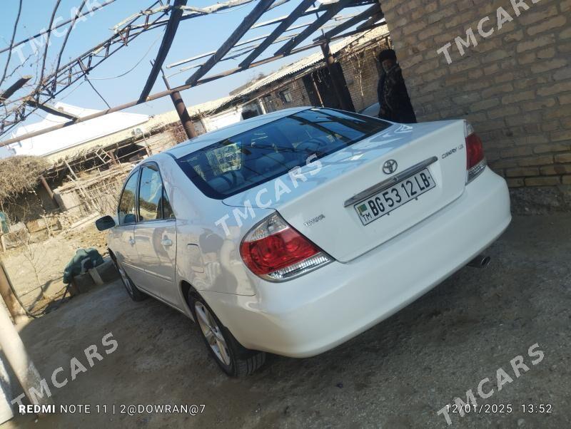 Toyota Camry 2004 - 135 000 TMT - Гарабекевюл - img 2