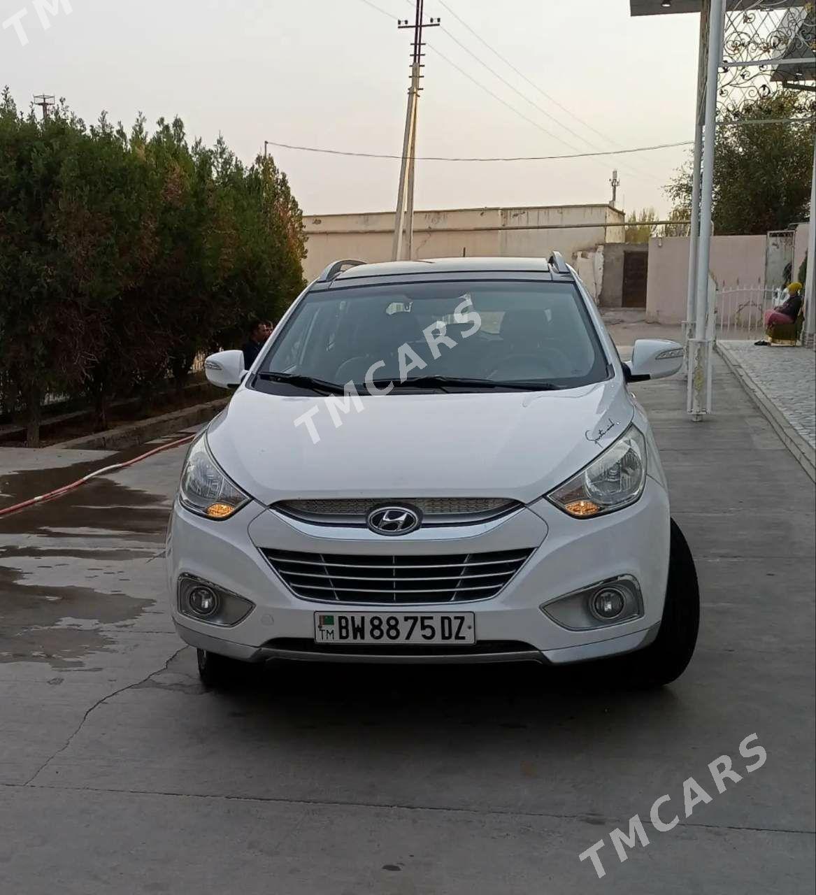 Hyundai Tucson 2013 - 165 000 TMT - Дашогуз - img 5