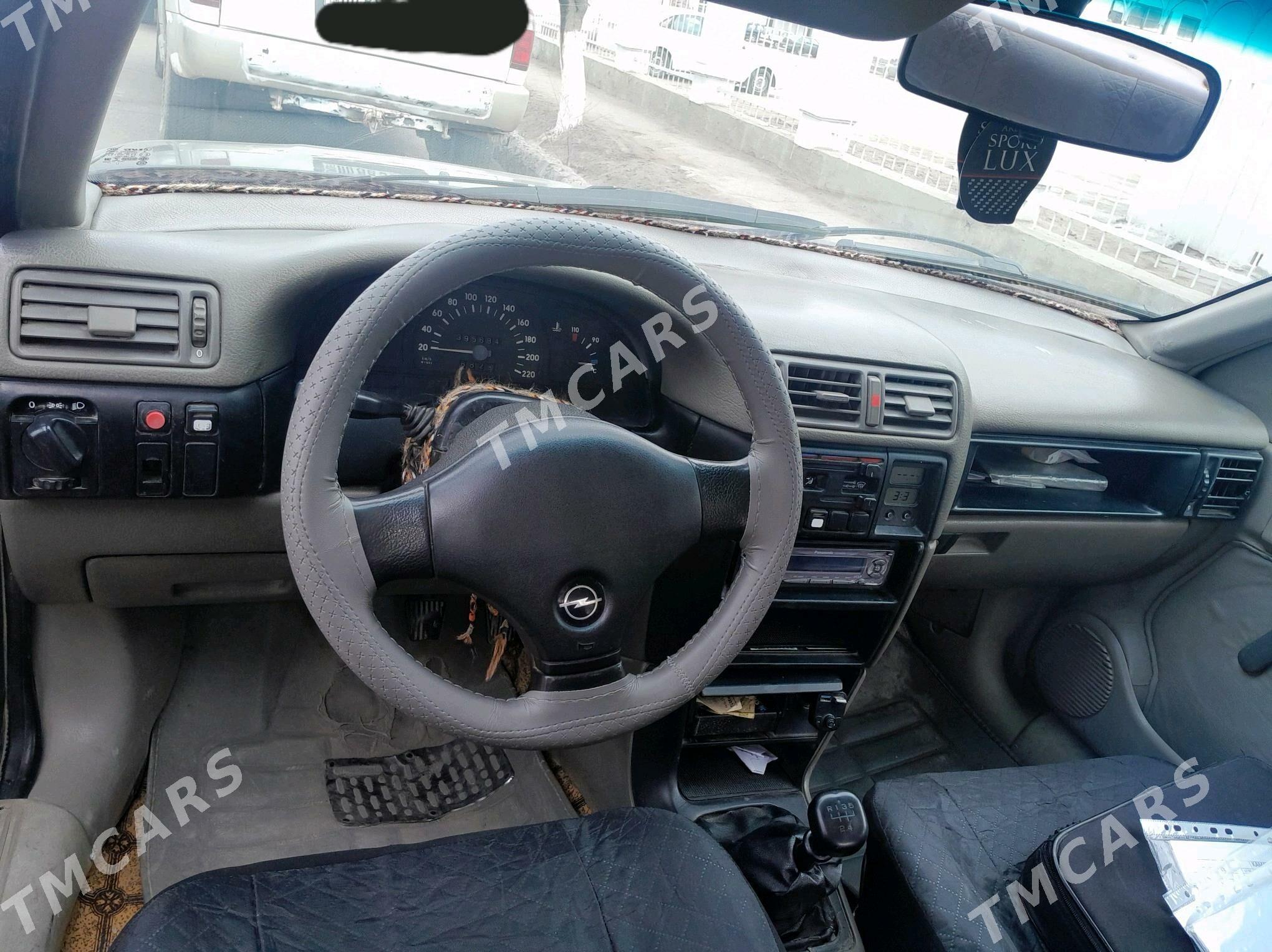 Opel Vectra 1989 - 26 000 TMT - Daşoguz - img 3