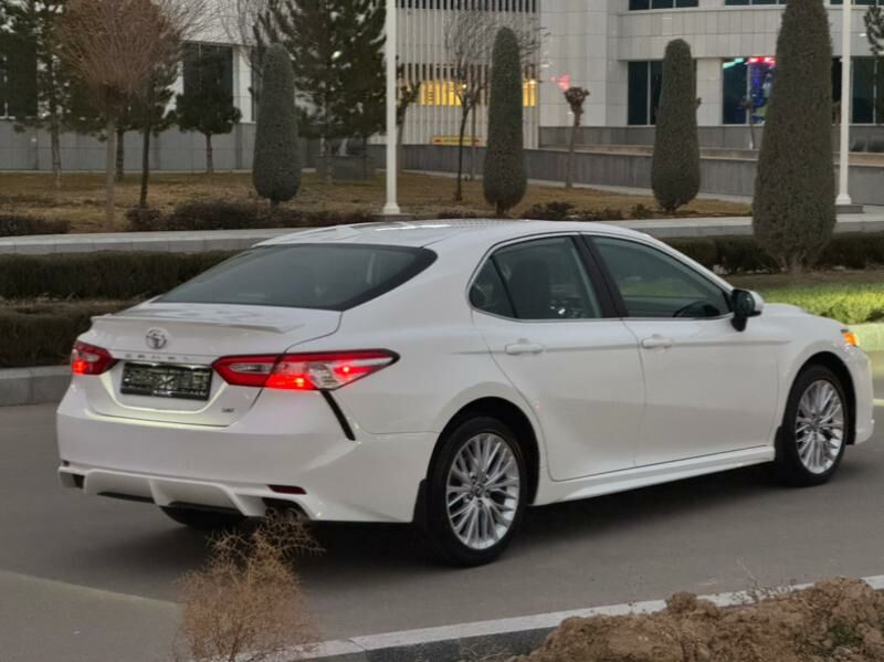 Toyota Camry 2020 - 295 000 TMT - Aşgabat - img 8