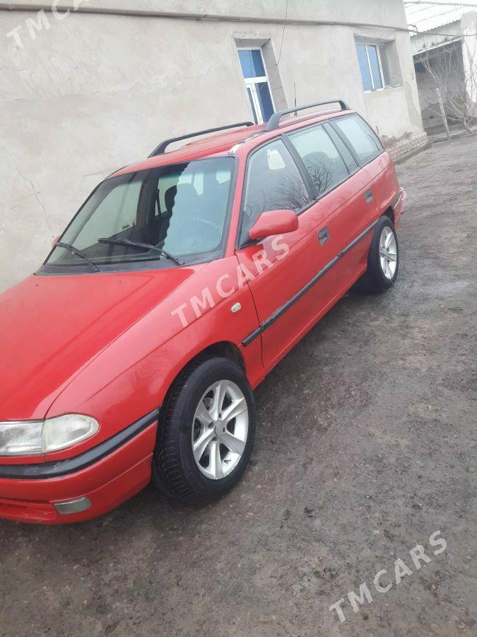 Opel Astra 1995 - 40 000 TMT - Дашогуз - img 3