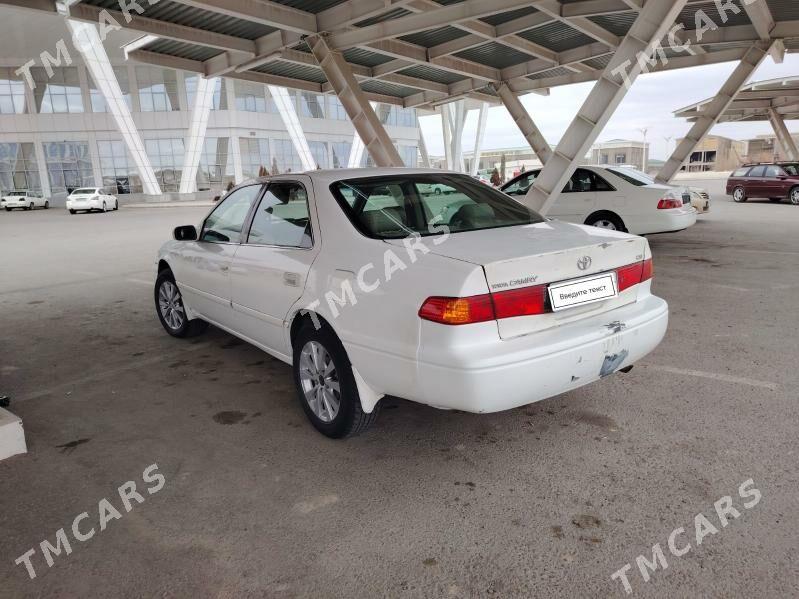 Toyota Camry 2000 - 93 000 TMT - Gubadag - img 3