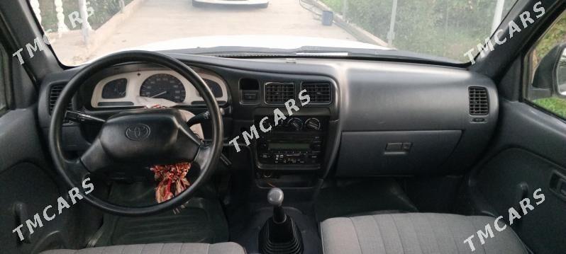 Toyota Hilux 2004 - 90 000 TMT - Aşgabat - img 4