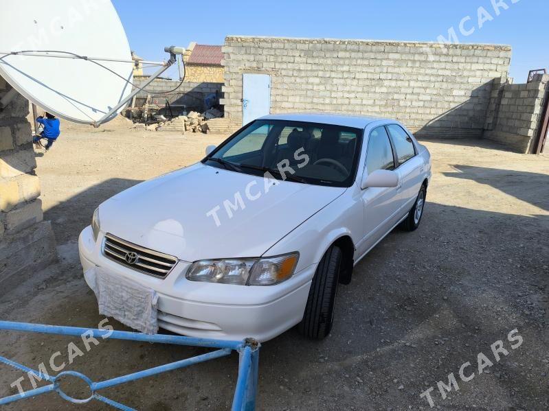 Toyota Camry 1999 - 100 000 TMT - Гумдаг - img 5