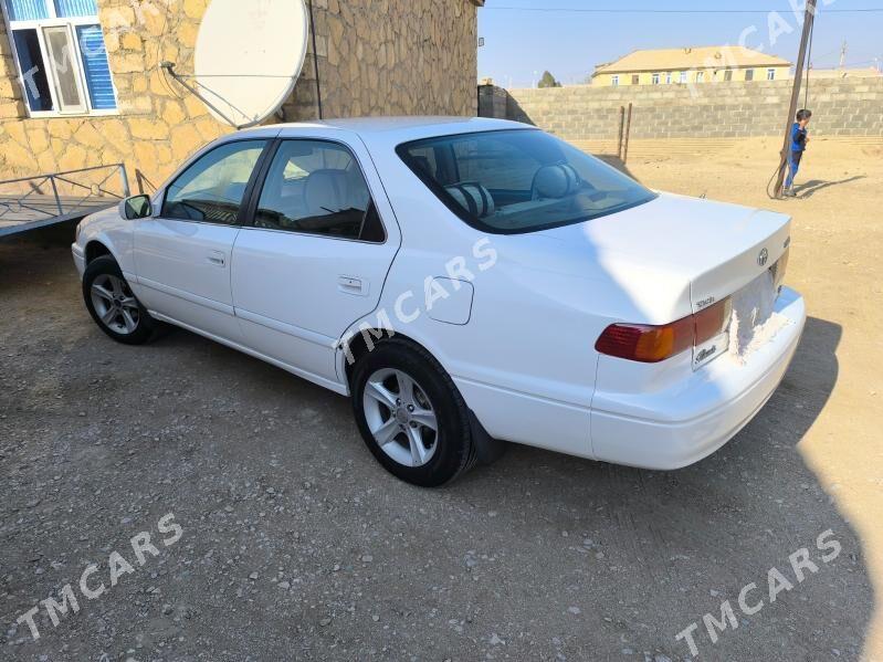 Toyota Camry 1999 - 100 000 TMT - Гумдаг - img 7